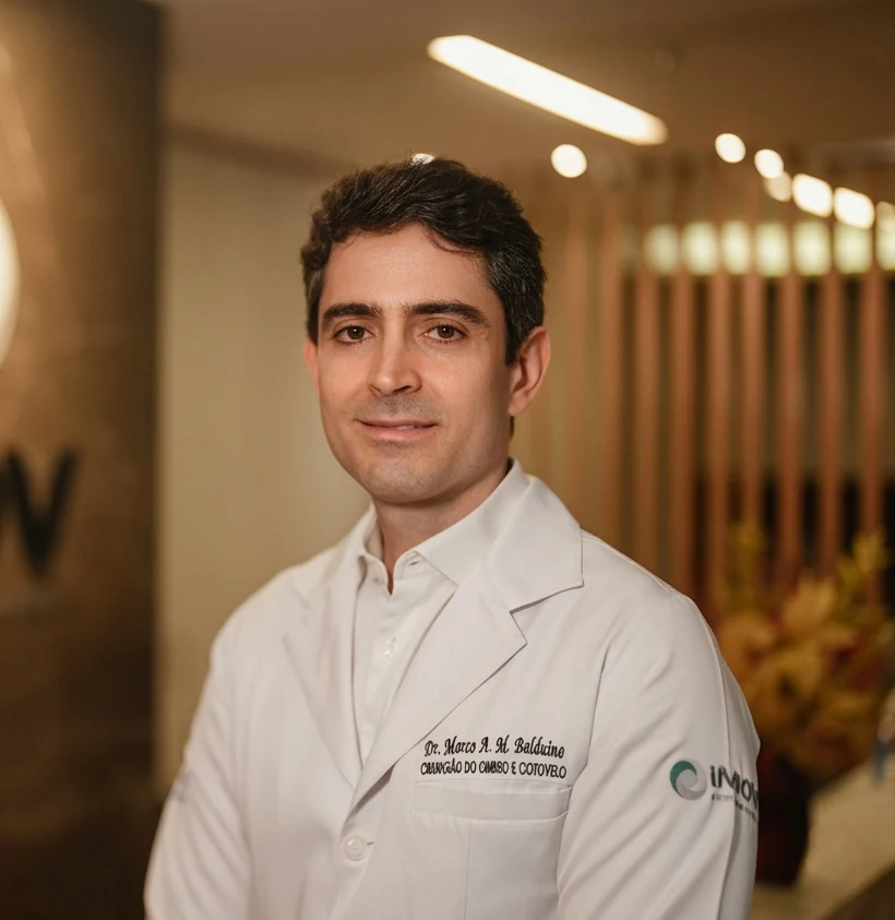 Dr. Marco Balduino Cirurgião